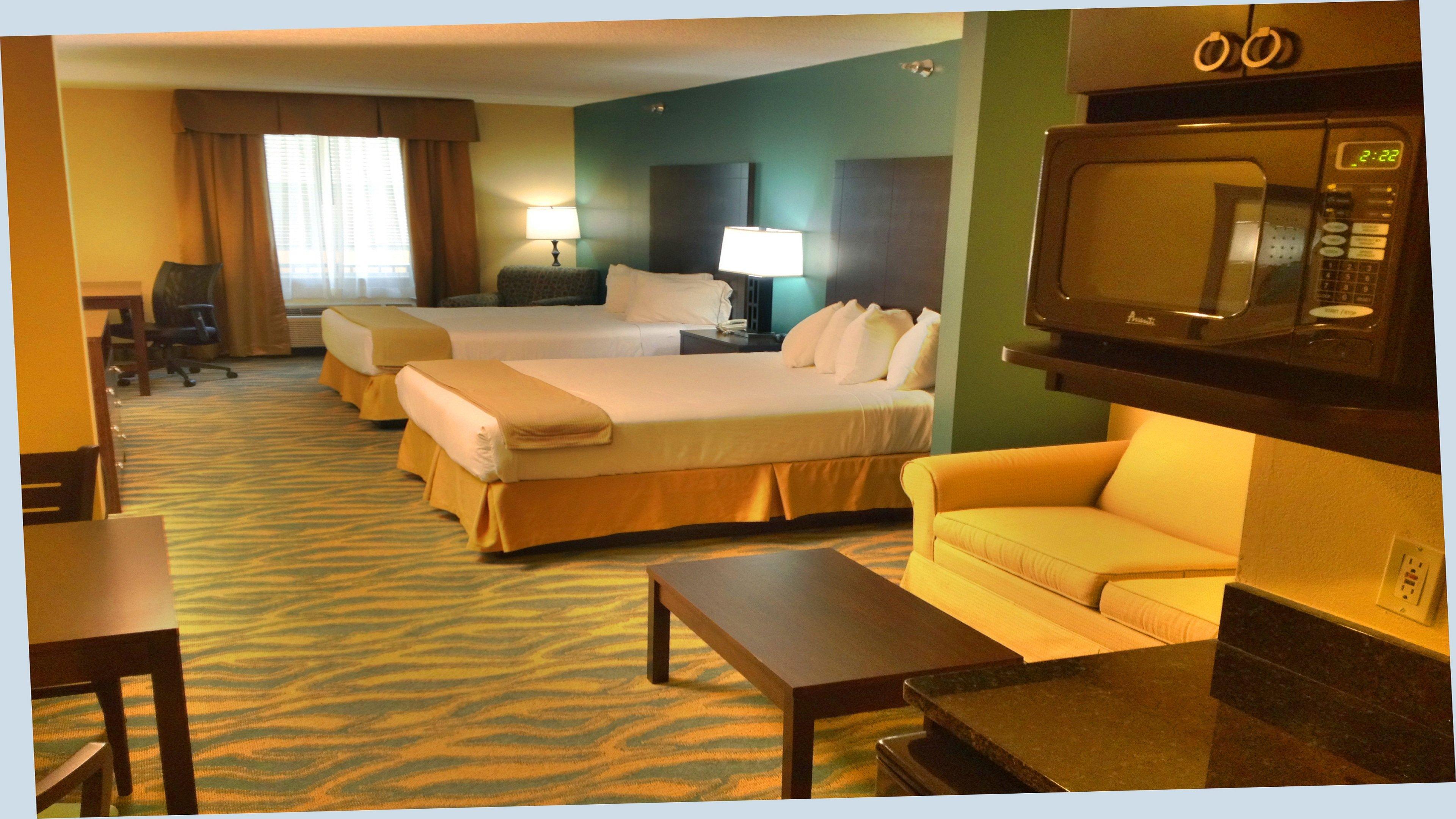 Holiday Inn Express Hotel & Suites Bluffton At Hilton Head Area By Ihg Exterior photo